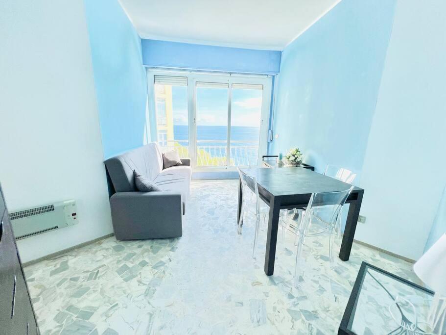 Suite Sunset 22 - Fronte Mare Sanremo Eksteriør bilde