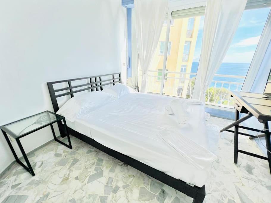 Suite Sunset 22 - Fronte Mare Sanremo Eksteriør bilde