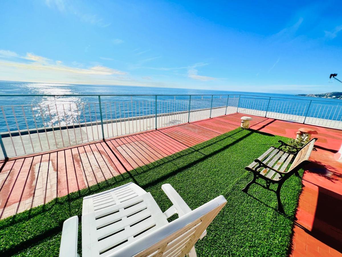 Suite Sunset 22 - Fronte Mare Sanremo Eksteriør bilde